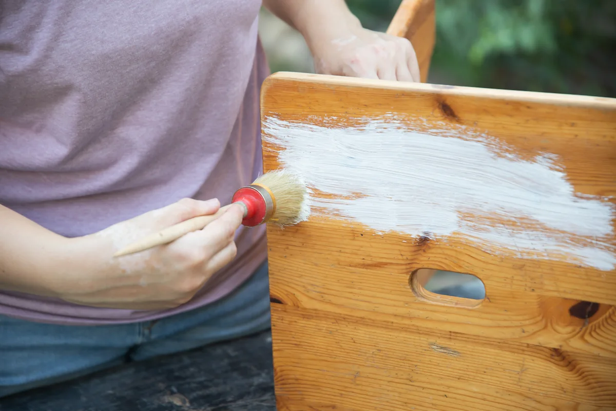Peinture pour meuble contreplaqué types, prix et application — free download